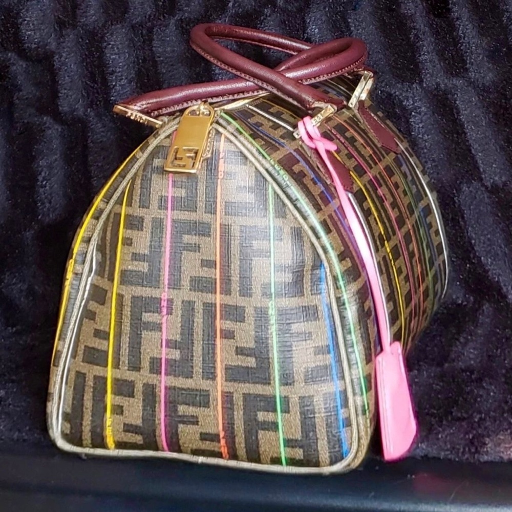🔥SOLD🔥Fendi Zucca Mini Boston Satchel Bag - Picture 2 of 8